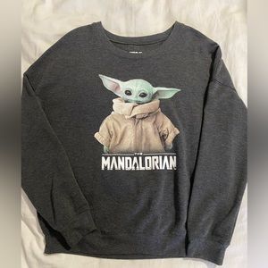 Star Wars The Mandalorian the Child Crew Neck Sweatshirt size M